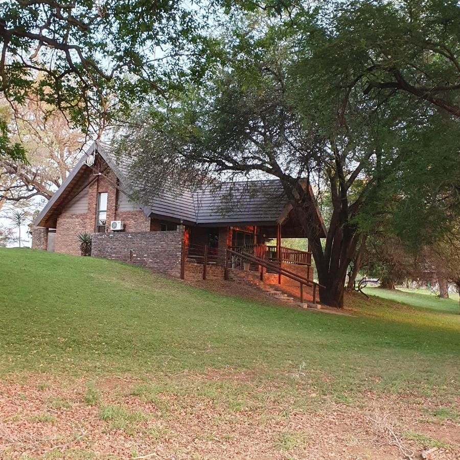 Ekuthuleni River Front Chalets Maruleng Exterior foto